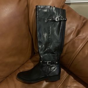 Like New Unisa Black Boots Women’s 6.5